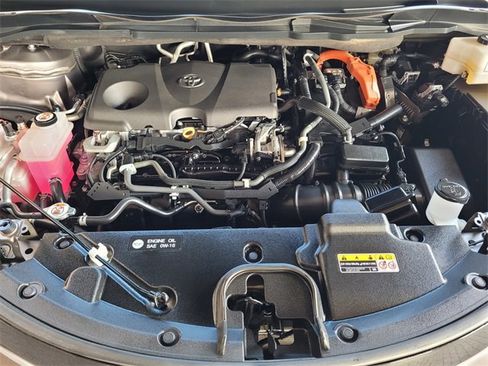 Certified 2021 Toyota Sienna XSE image 34