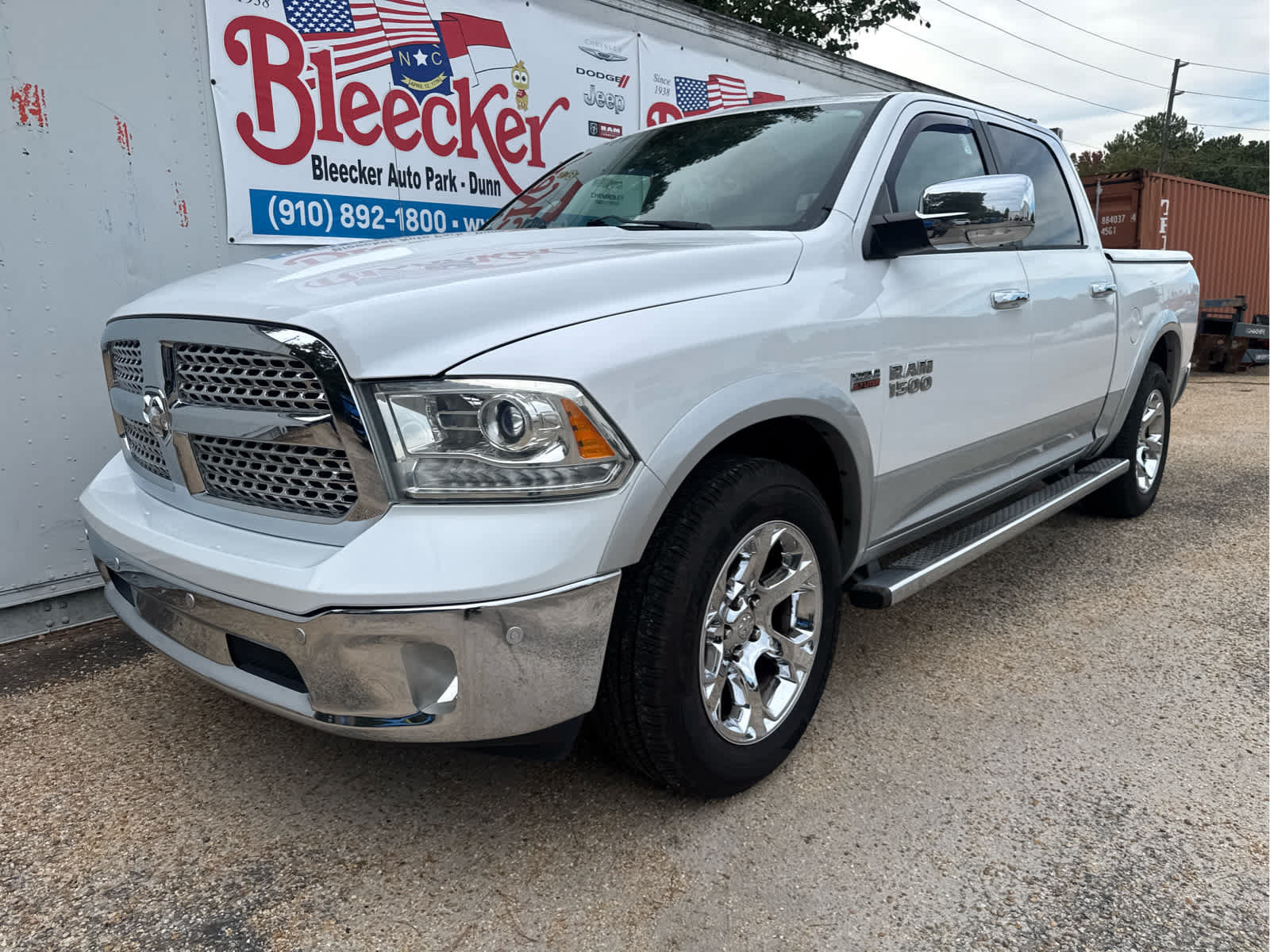 Used 2014 RAM 1500 Laramie w/ Convenience Group AWD/4WD image 6