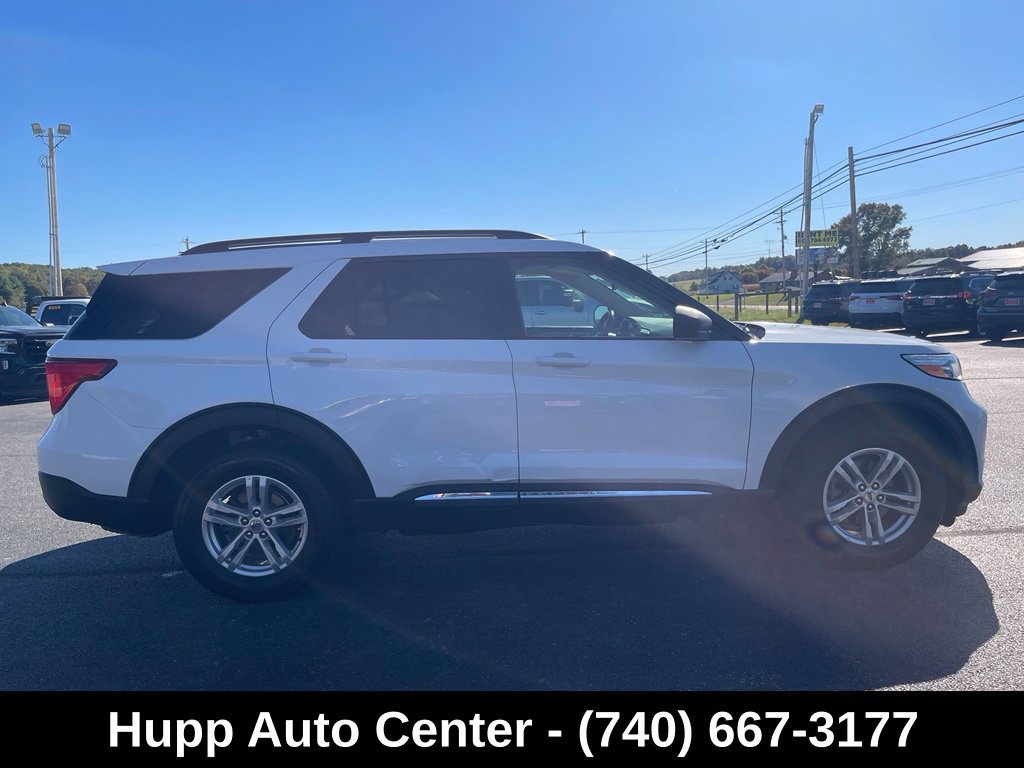 Used 2022 Ford Explorer XLT AWD/4WD image 8