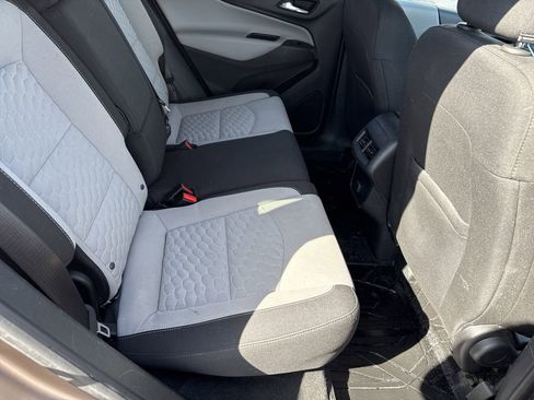 Used 2018 Chevrolet Equinox LT image 13