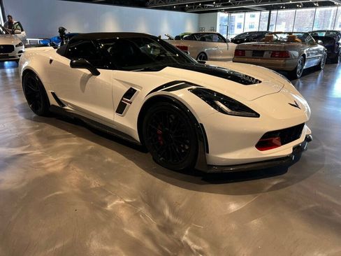 Used 2017 Chevrolet Corvette Grand Sport image 11