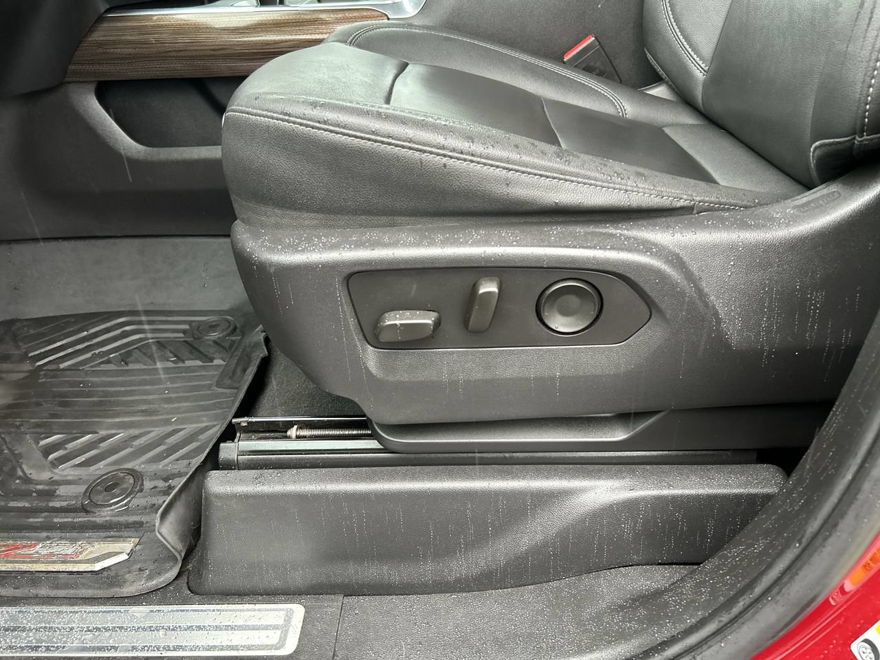 Used 2023 Chevrolet Silverado 1500 LT Trail Boss w/ Convenience Package II AWD/4WD image 28