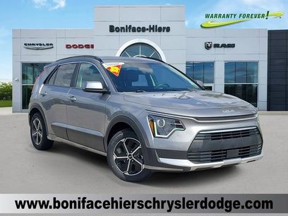 Used 2025 Kia Niro EX
