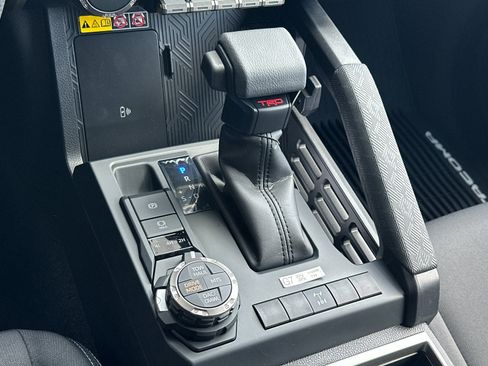 New 2026 Toyota Tacoma TRD Off-Road AWD/4WD image 19