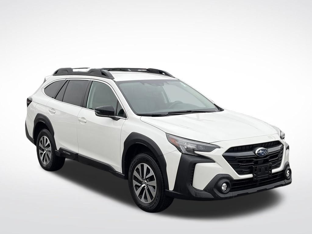 Used 2024 Subaru Outback Premium AWD/4WD image 2