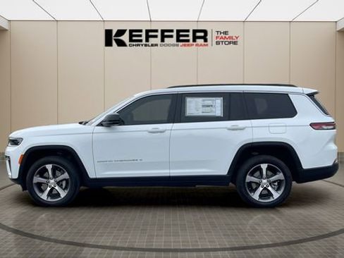 New 2026 Jeep Grand Cherokee L Limited image 2