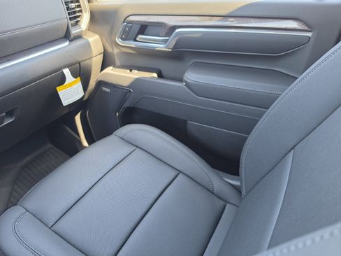 New 2025 Chevrolet Silverado 3500 LTZ w/ LTZ Plus Package image 17