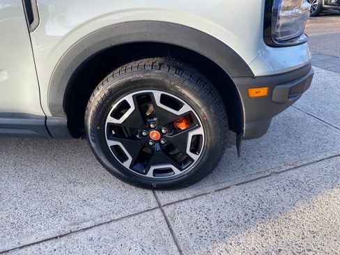 Used 2023 Ford Bronco Sport Outer Banks w/ Tech Package image 24