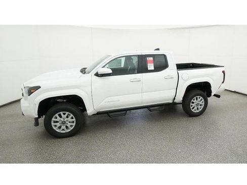 New 2026 Toyota Tacoma SR5 AWD/4WD image 2