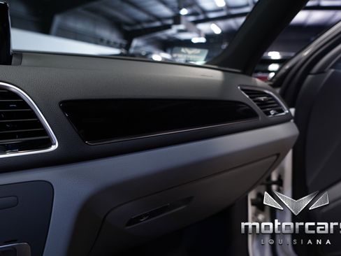 Used 2018 Audi Q3 2.0T Premium Plus w/ S Line Competition Package image 37