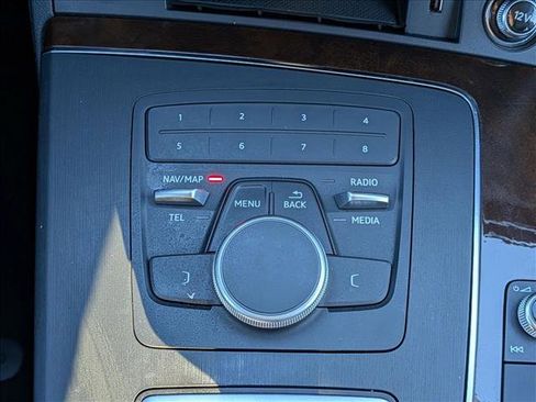 Used 2020 Audi Q5 2.0T Premium w/ Convenience Package image 15