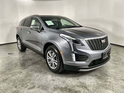 Certified 2022 Cadillac XT5 Premium Luxury image 2
