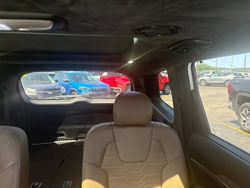 Used 2021 Kia Telluride SX w/ SX Prestige Package AWD/4WD image 11