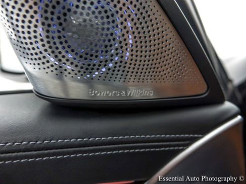 Used 2018 BMW M5 image 26