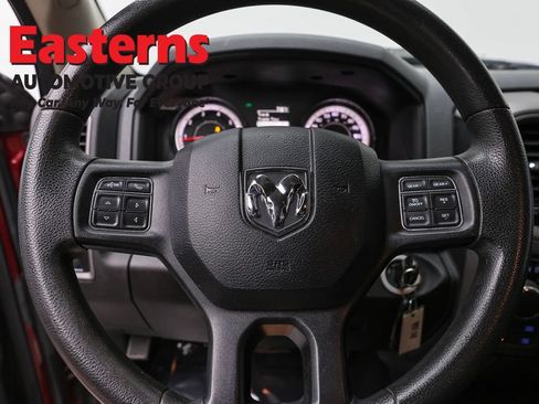 Used 2019 RAM 1500 Express w/ Wheel & Sound Group AWD/4WD image 10