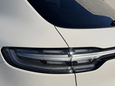 New 2026 Porsche Macan S image 13