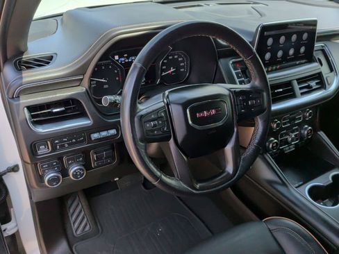 Used 2021 GMC Yukon AT4 w/ AT4 Premium Plus Package AWD/4WD image 15