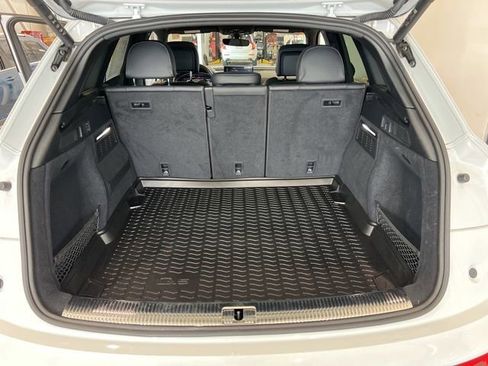 Used 2024 Audi SQ5 Premium Plus w/ Premium Plus Package AWD/4WD image 18