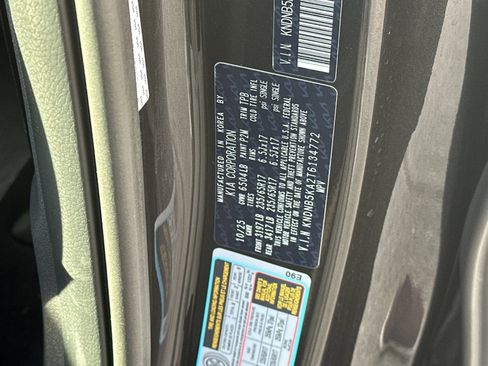 New 2026 Kia Carnival LXS image 28