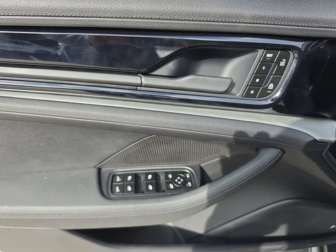Used 2024 Porsche Panamera w/ Premium Package RWD image 16