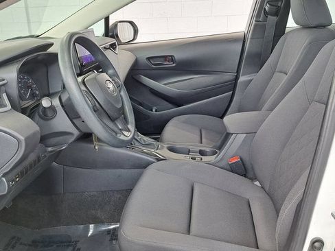 Used 2024 Toyota Corolla LE FWD image 21
