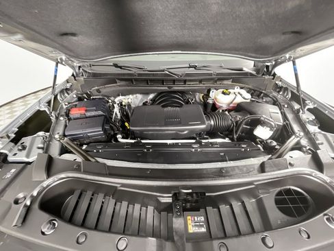 Used 2025 GMC Yukon XL Elevation image 29