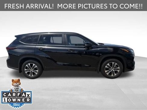 Used 2025 Toyota Highlander XLE AWD/4WD image 8