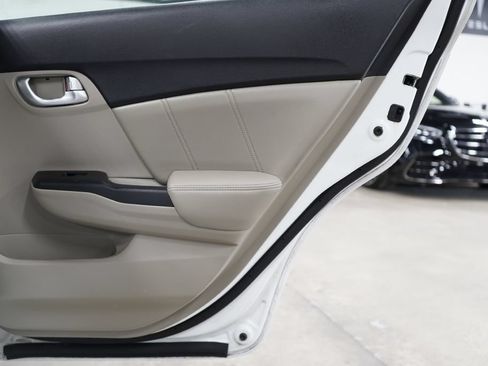 Used 2013 Honda Civic EX-L image 18