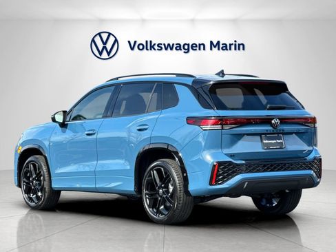New 2026 Volkswagen Tiguan SE R-Line AWD/4WD image 3