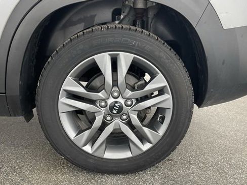Used 2021 Kia Seltos LX image 49