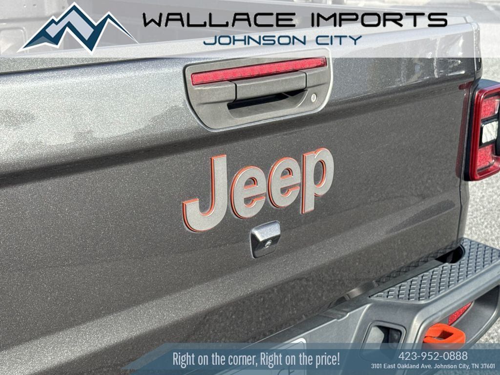 Used 2021 Jeep Gladiator Mojave AWD/4WD image 10