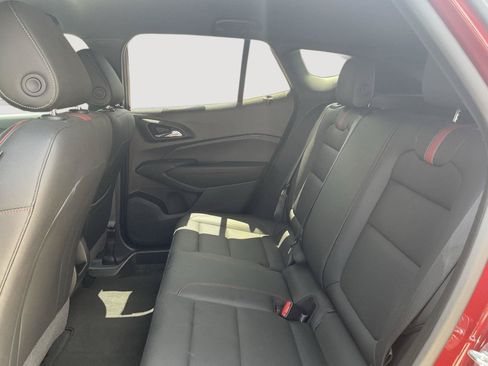 Used 2024 Chevrolet Trax RS FWD image 24