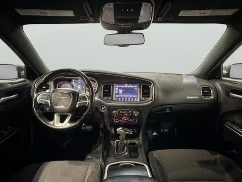 Used 2018 Dodge Charger R/T image 30