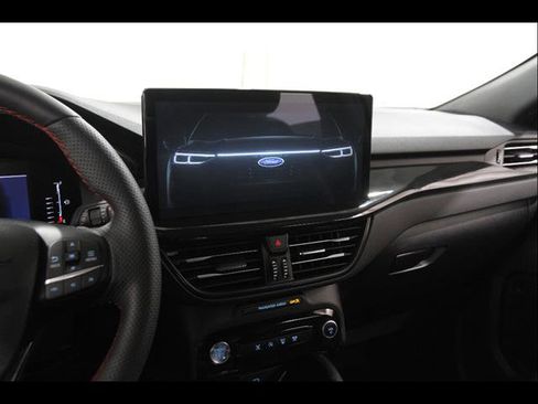 Certified 2023 Ford Escape ST-Line w/ Tech Pack #1 image 9