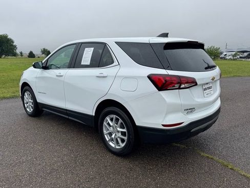 Used 2024 Chevrolet Equinox LT w/ LPO, Floor Liner Package AWD/4WD image 4
