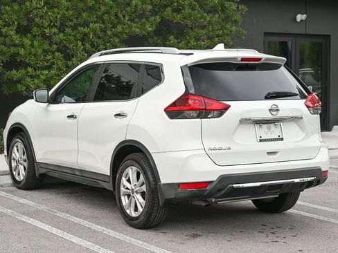 Used 2018 Nissan Rogue S w/ S Value Package FWD image 6