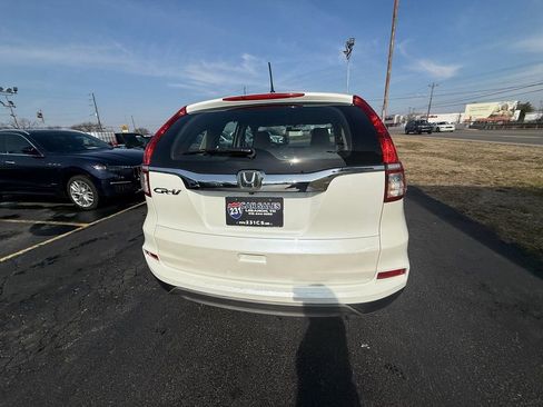 Used 2015 Honda CR-V LX image 4