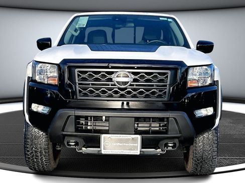 Used 2024 Nissan Frontier SV w/ Hardbody Edition image 2