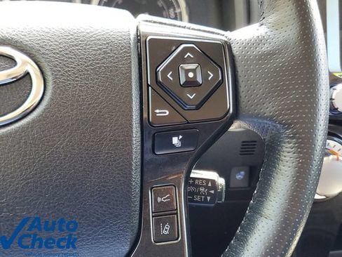Used 2023 Toyota 4Runner TRD Off-Road Premium w/ Moonroof Package AWD/4WD image 24