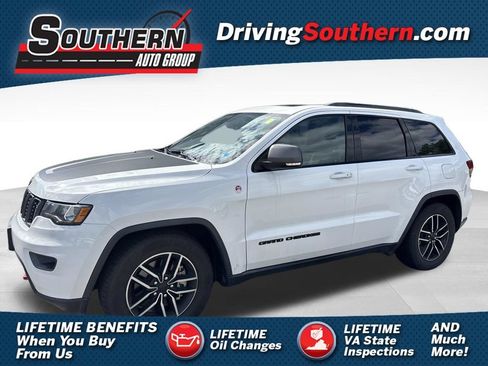 Used 2021 Jeep Grand Cherokee Trailhawk AWD/4WD image 1