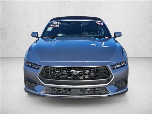 Used 2024 Ford Mustang Premium image 2