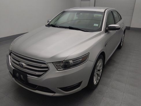 Used 2016 Ford Taurus Limited image 15