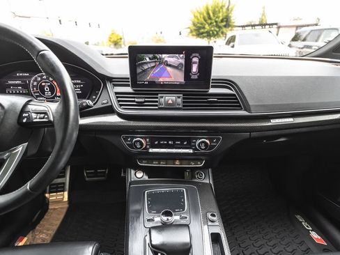 Used 2018 Audi SQ5 Premium Plus w/ S Sport Package AWD/4WD image 24