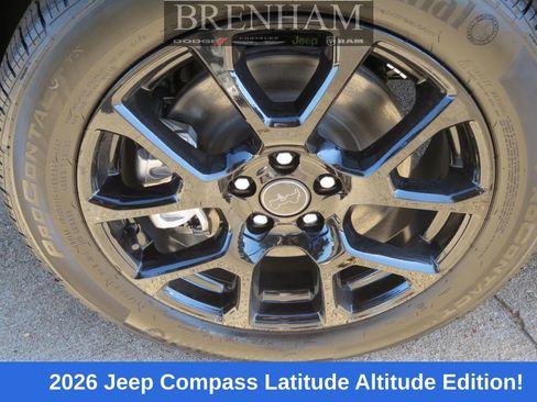 New 2026 Jeep Compass Latitude image 10