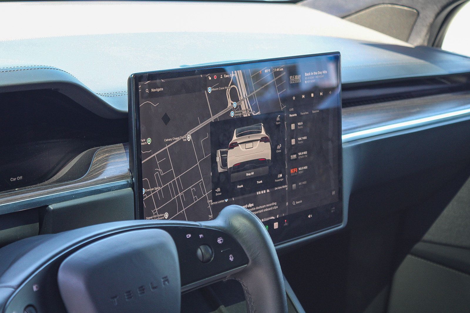 Used 2023 Tesla Model X AWD/4WD image 21