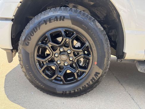 Used 2025 Ford F150 XLT w/ Equipment Group 302A MID AWD/4WD image 10