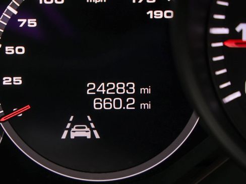 Used 2020 Porsche Panamera Edition image 11