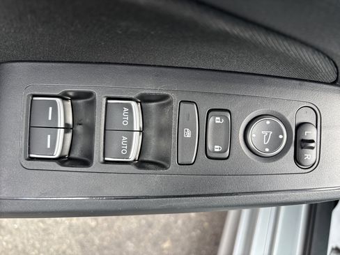 Used 2025 Honda Civic LX image 17