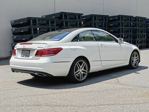 Used 2015 Mercedes-Benz E 400 4MATIC Coupe image 3