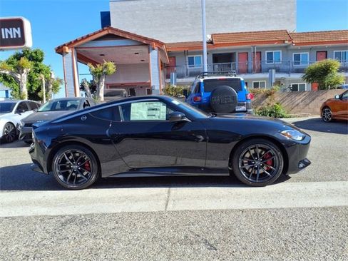 New 2025 Nissan Z Performance w/ Floor Mat Package image 4